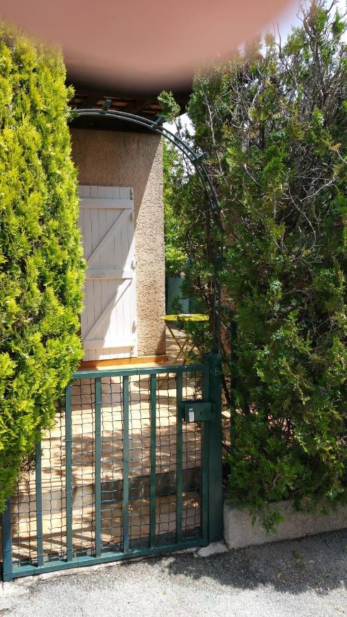 Mas De L Ile Rousse Apartman Bandol Kültér fotó